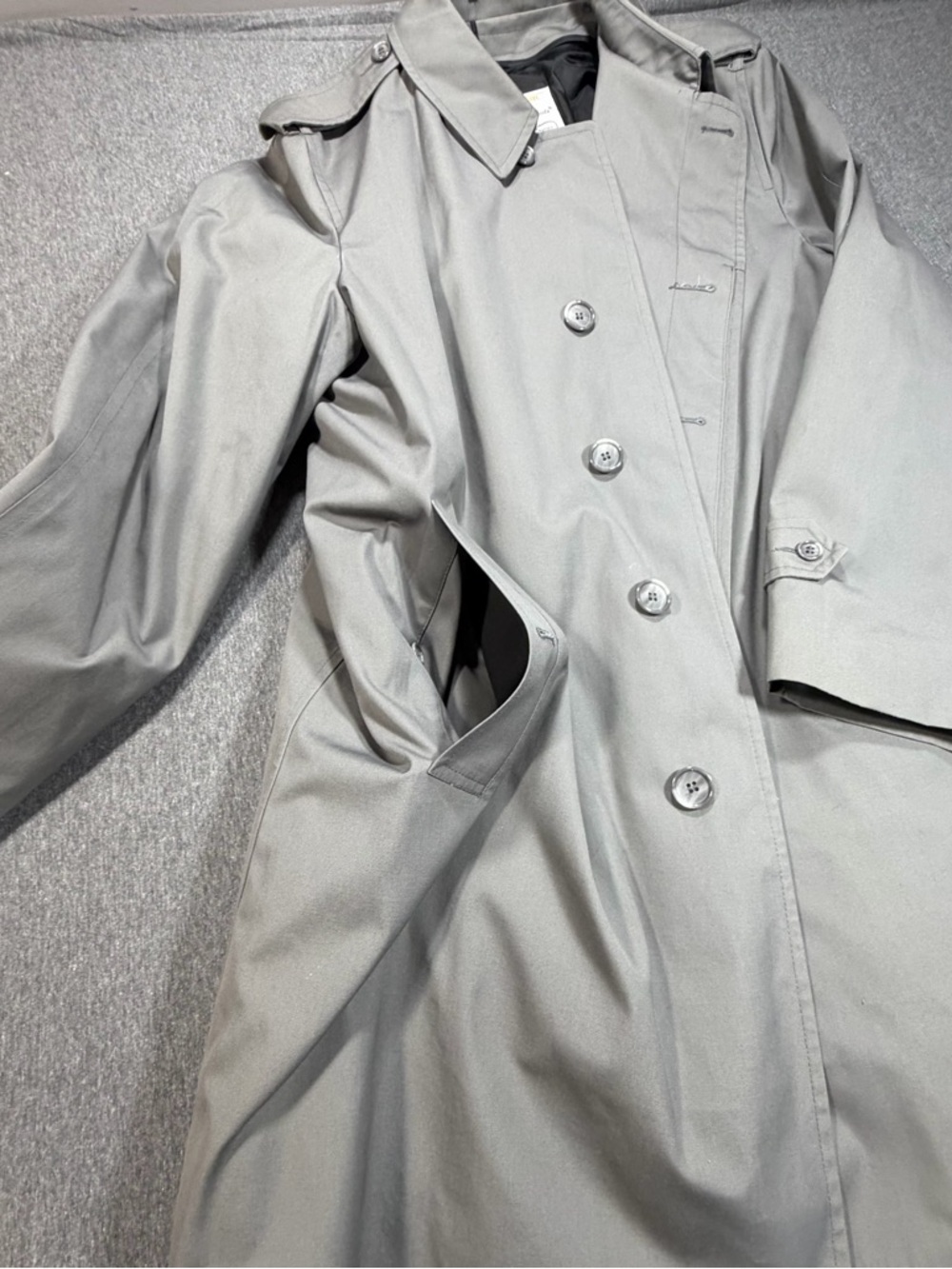 London Fog Maincoats 46 Long Trench Coat Removeable Inner Lining Gray Button - Picture 5 of 7